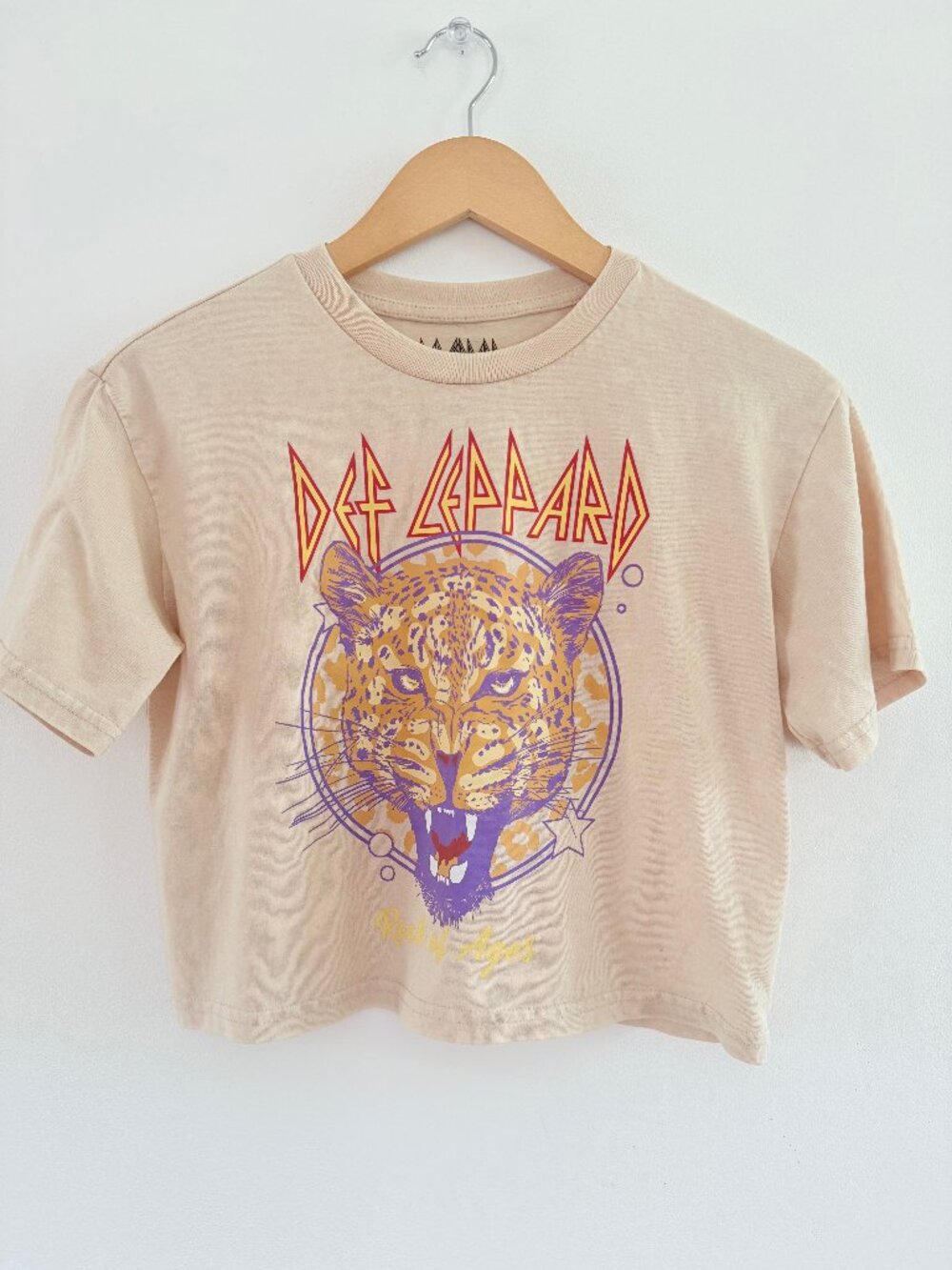 Def Leopard Hipster Retro Boxy Cropped Rock of Ages T Shirt Animal Print Size S